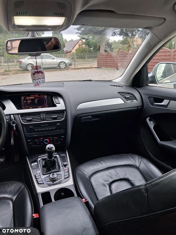 Audi A4 Avant - 27