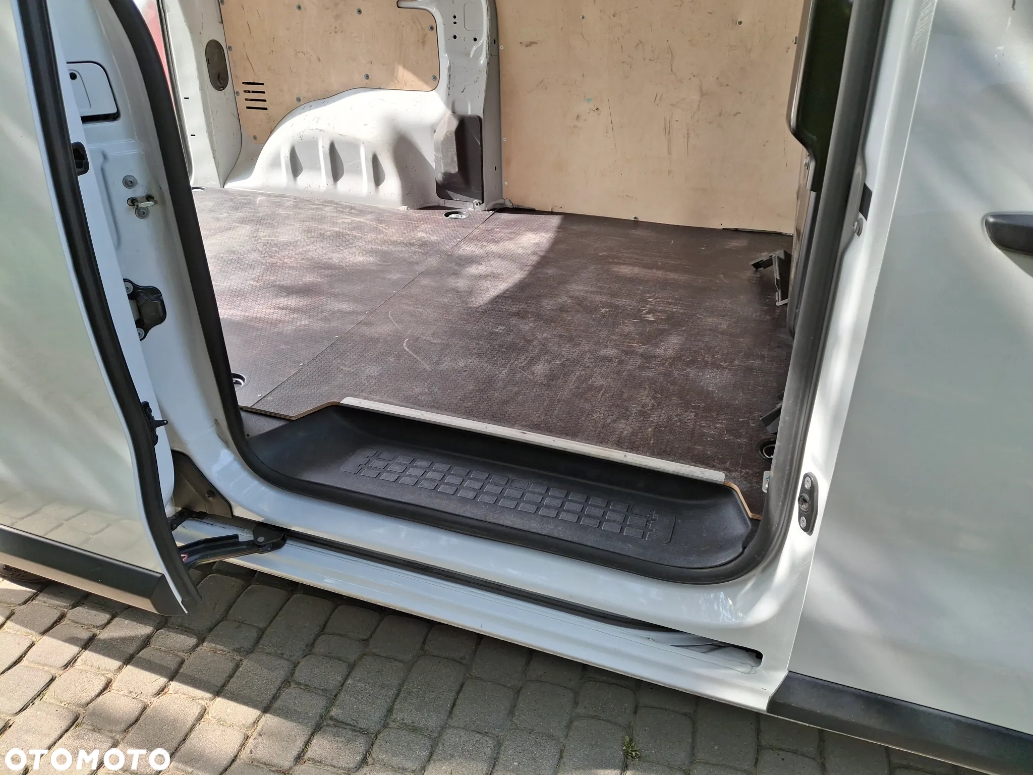 Peugeot Expert - 18