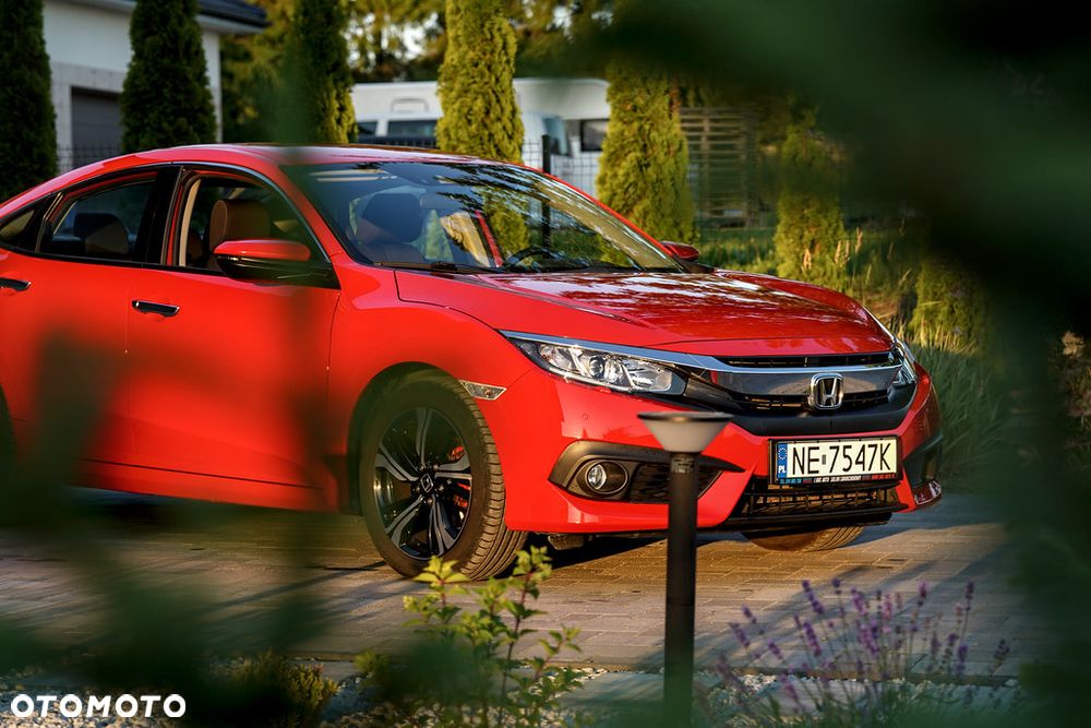Honda Civic 1.5 i-VTEC Turbo Elegance - 4