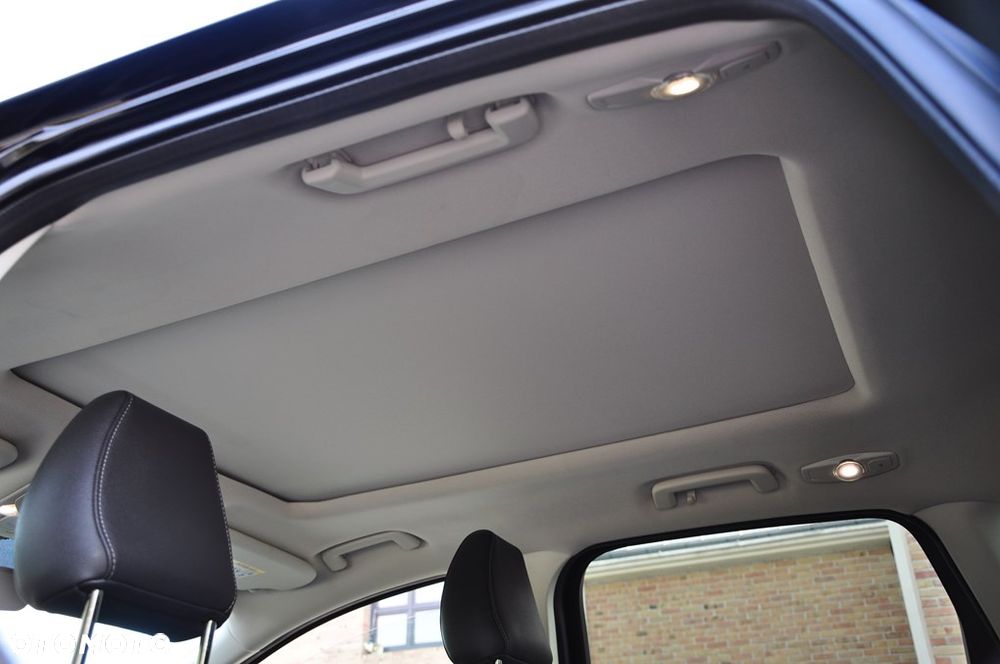 Ford Kuga 2.0 TDCi 4x4 Titanium - 20