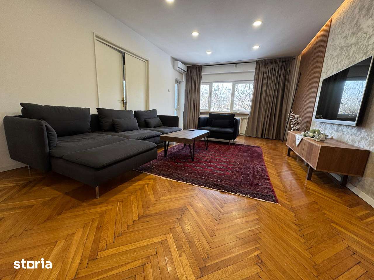 Apartament 4 camere LUX, vedere parc KISELEFF, 5 min de metrou — fotografia 1