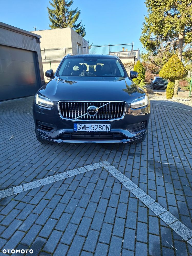 Volvo XC 90 T5 AWD Geartronic Momentum - 2