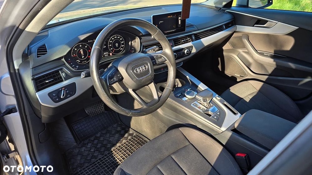 Audi A4 Avant 2.0 TDI S tronic - 17