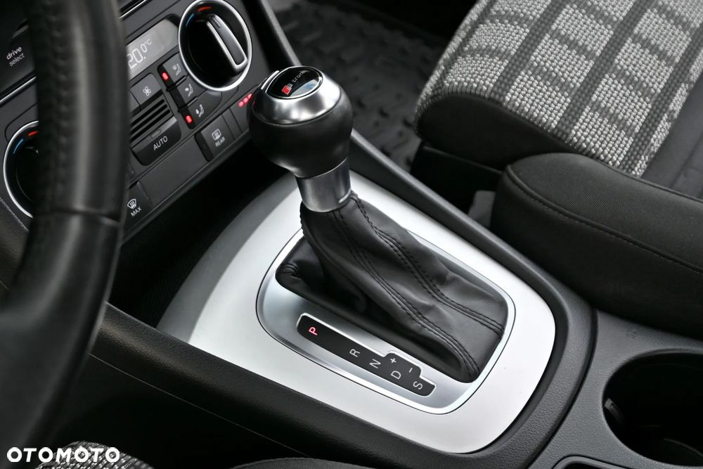 Audi Q3 2.0 TDI Quattro Design S tronic - 37