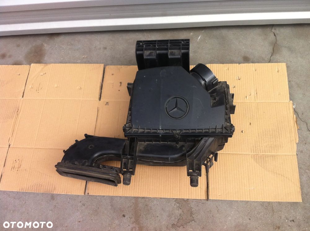 MERCEDES SPRINTER W907 OBUDOWA FILTRA POWIETRZA - 1