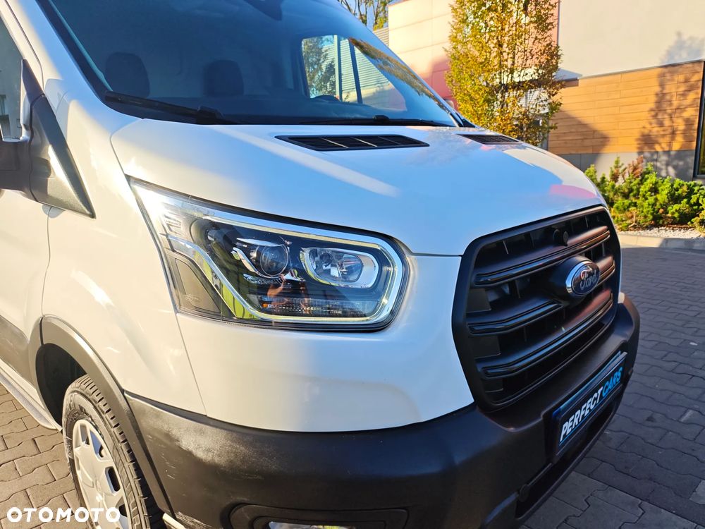 Ford Transit - 9