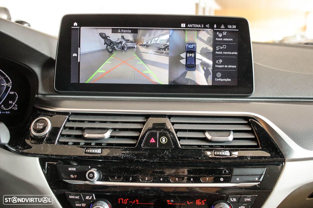 BMW 545 e xDrive Pack M - 16