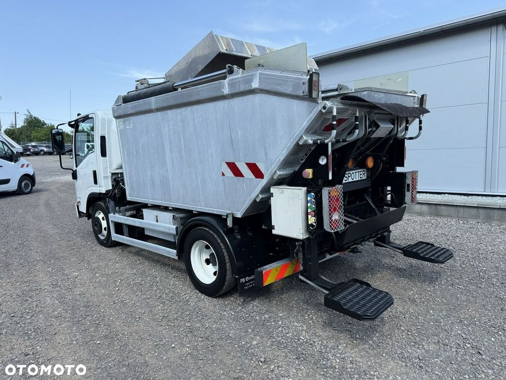 Isuzu P75 - 8