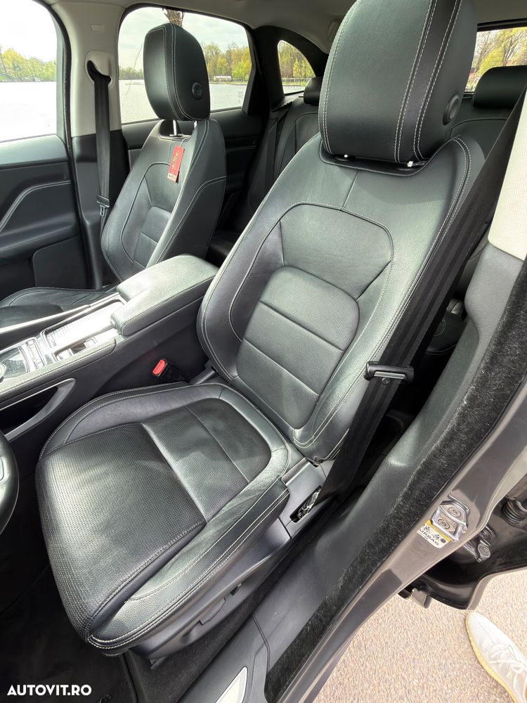 Jaguar F-Pace 20d AWD R-Sport - 25