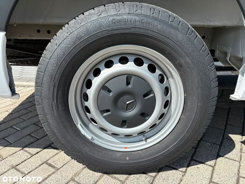 Mercedes-Benz Sprinter - 7