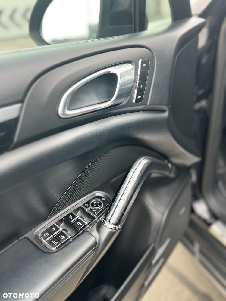 Porsche Cayenne Diesel - 19