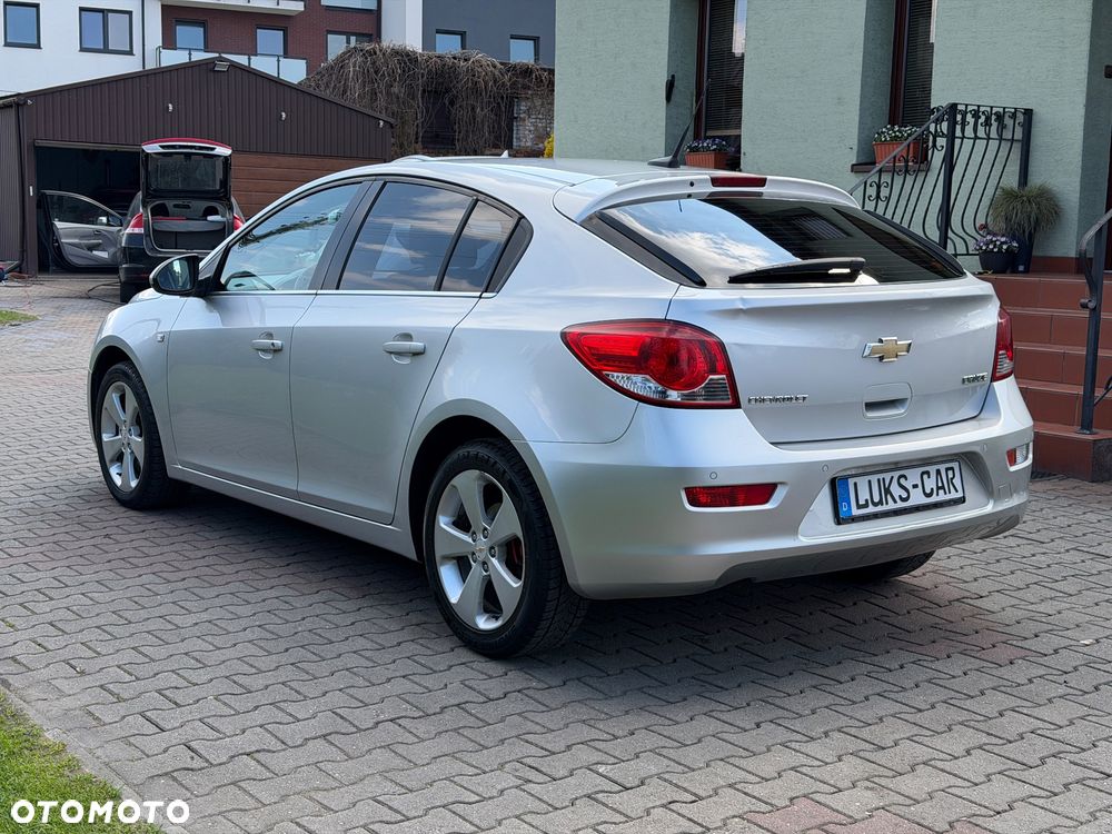 Chevrolet Cruze 1.8 LT+ - 3