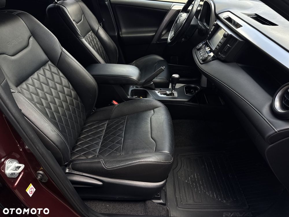 Toyota RAV4 Hybrid Premium 4x2 - 14