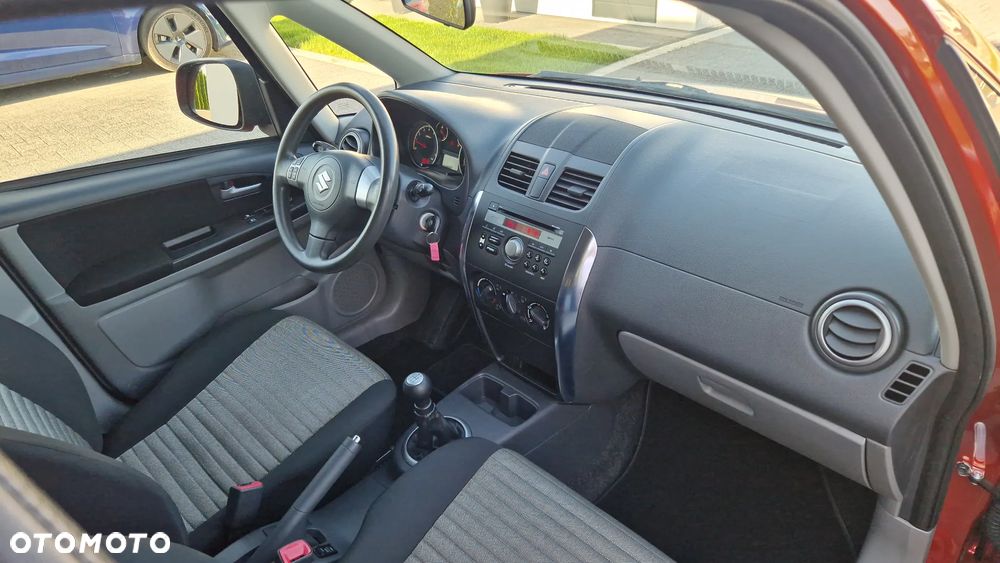 Suzuki SX4 1.6 VVT 4x4 Comfort - 13