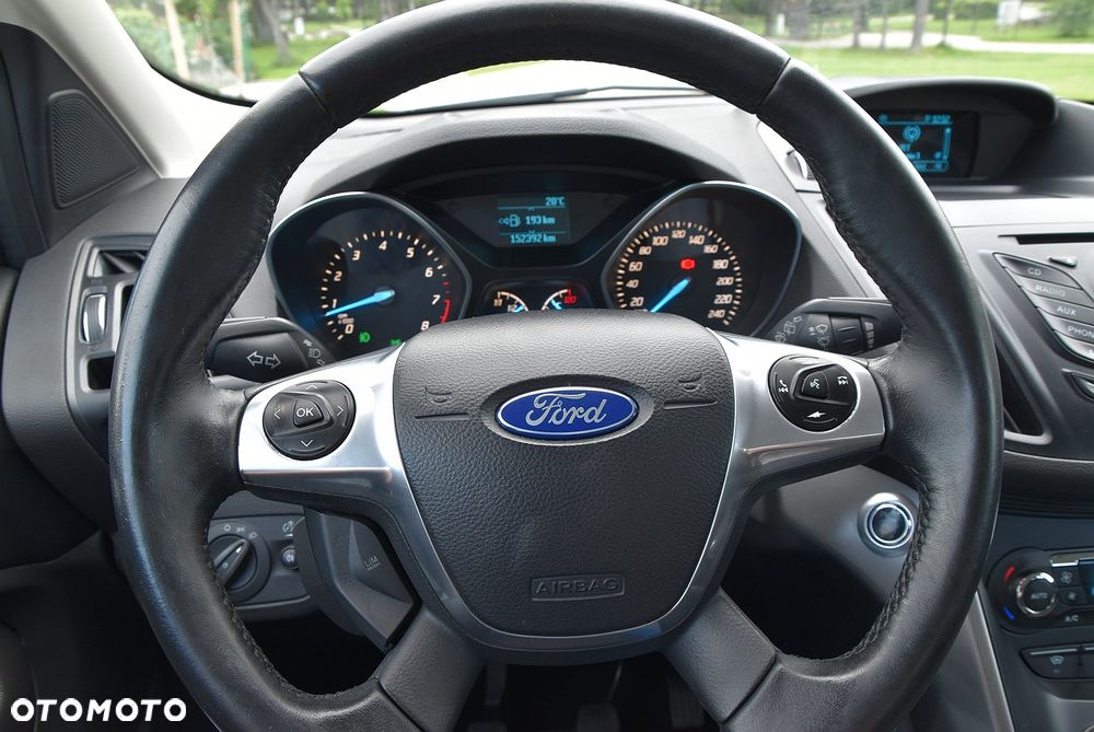 Ford Kuga - 28
