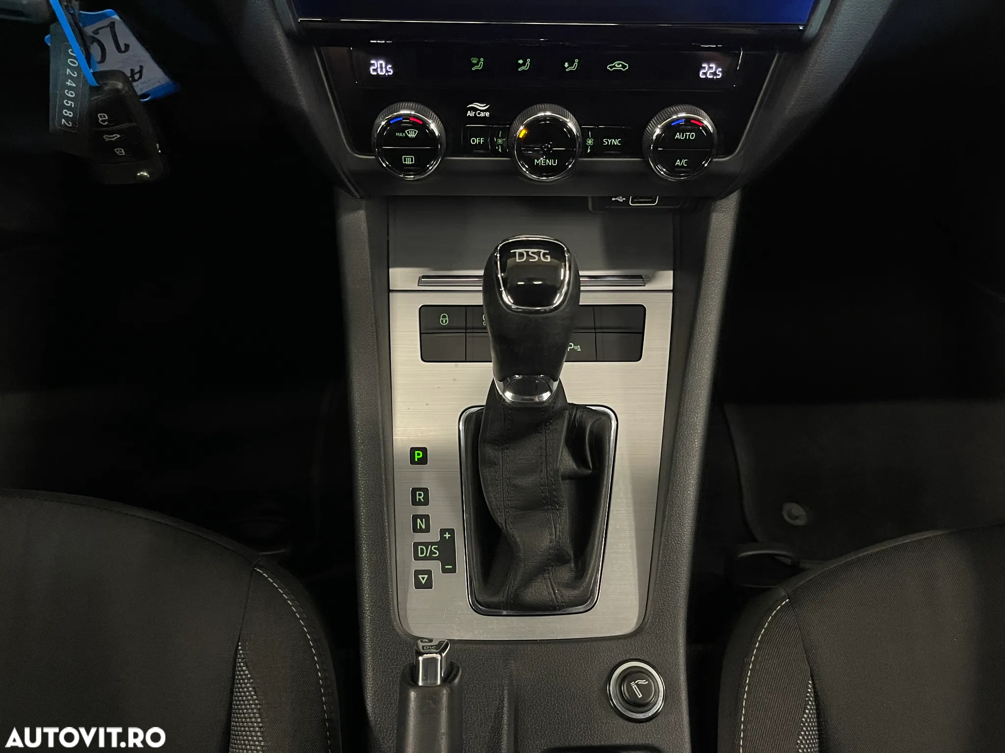 Skoda Octavia Combi 2.0 TDI DSG Style - 21