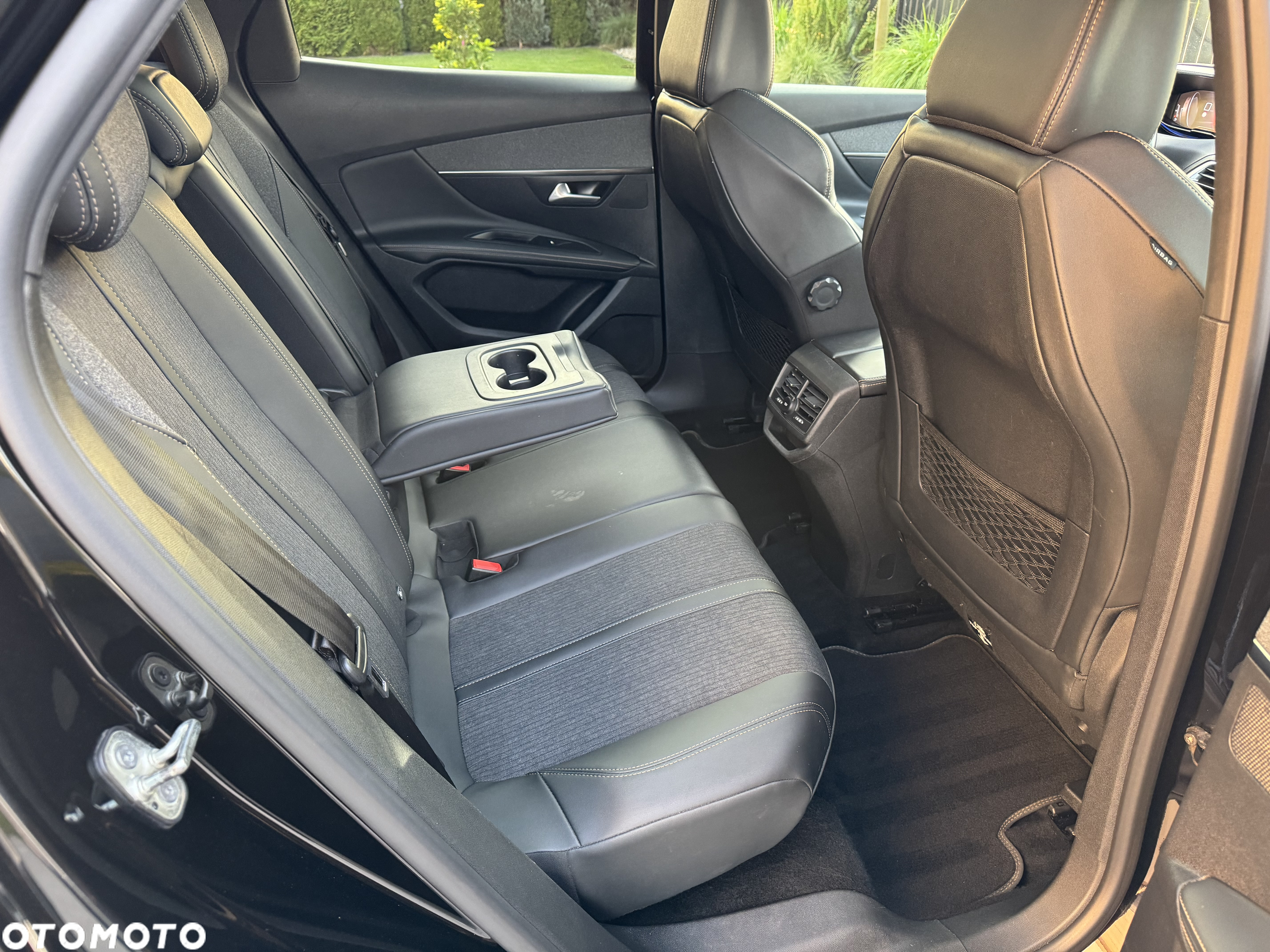 Peugeot 3008 1.5 BlueHDi GT S&S - 17