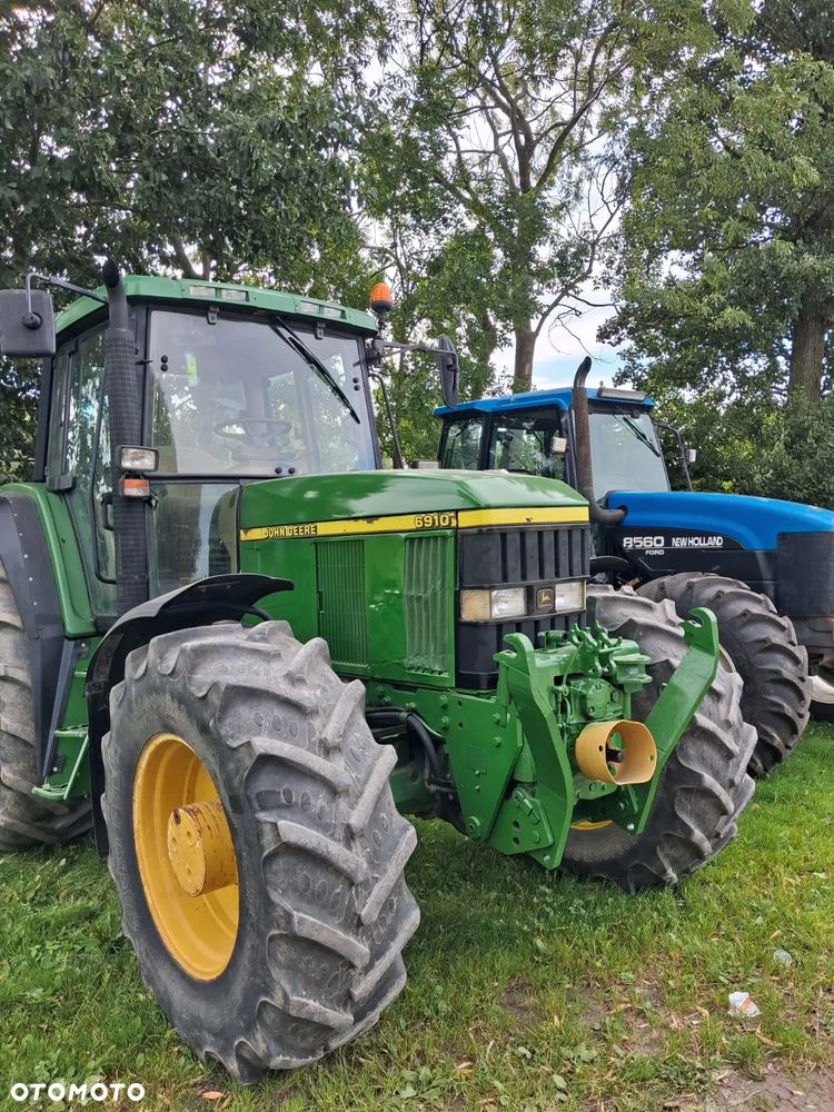 John Deere 6910 - 6