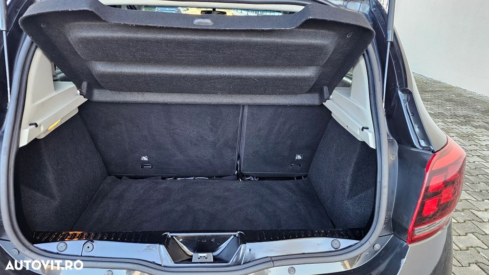 Dacia Sandero Stepway TCe 90 (S&S) Prestige - 23