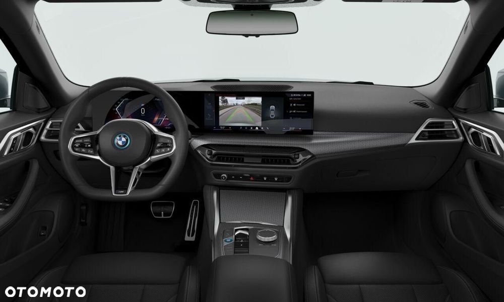 BMW i4 - 4