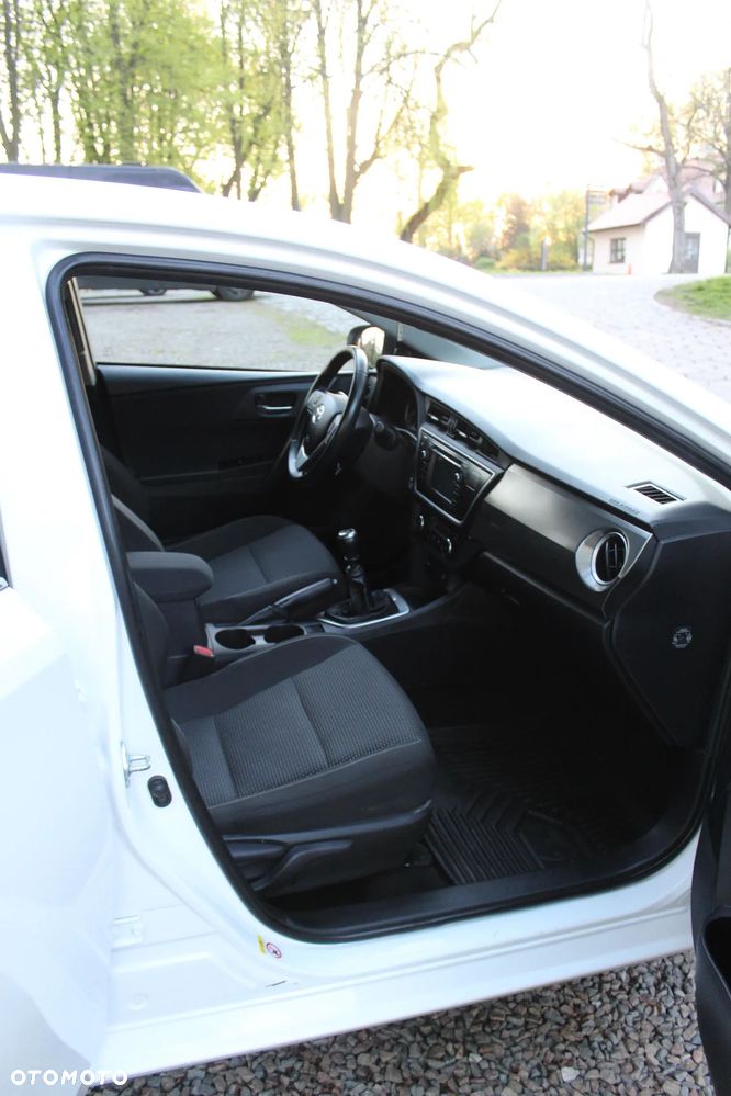 Toyota Auris 1.33 VVT-i Premium - 12