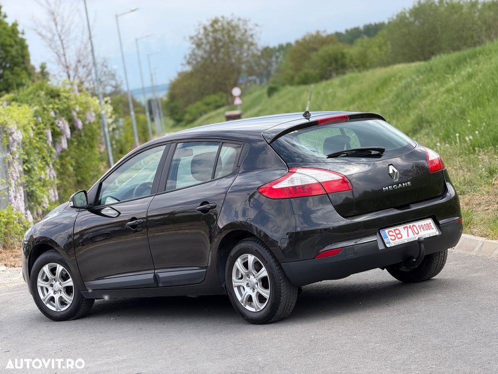 Renault Megane 1.6 16V 100 Authentique - 6
