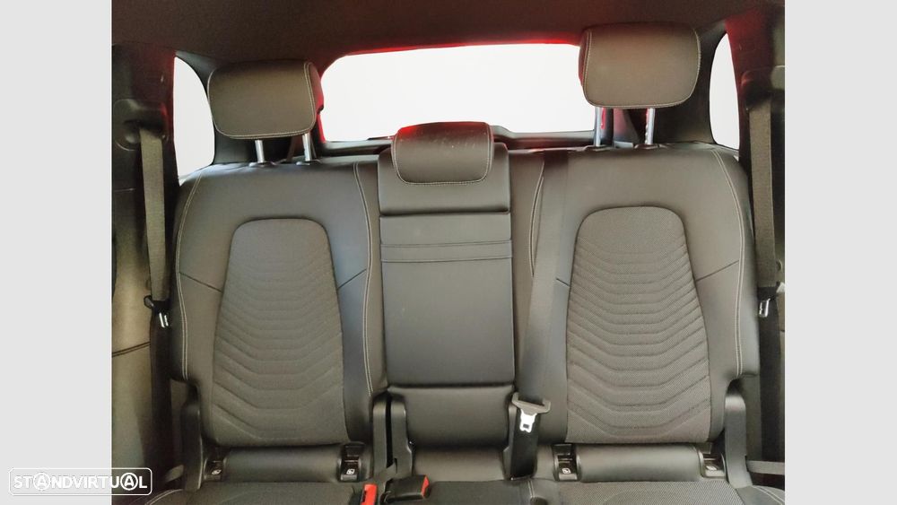 Mercedes-Benz GLB 200 d Progressive - 17