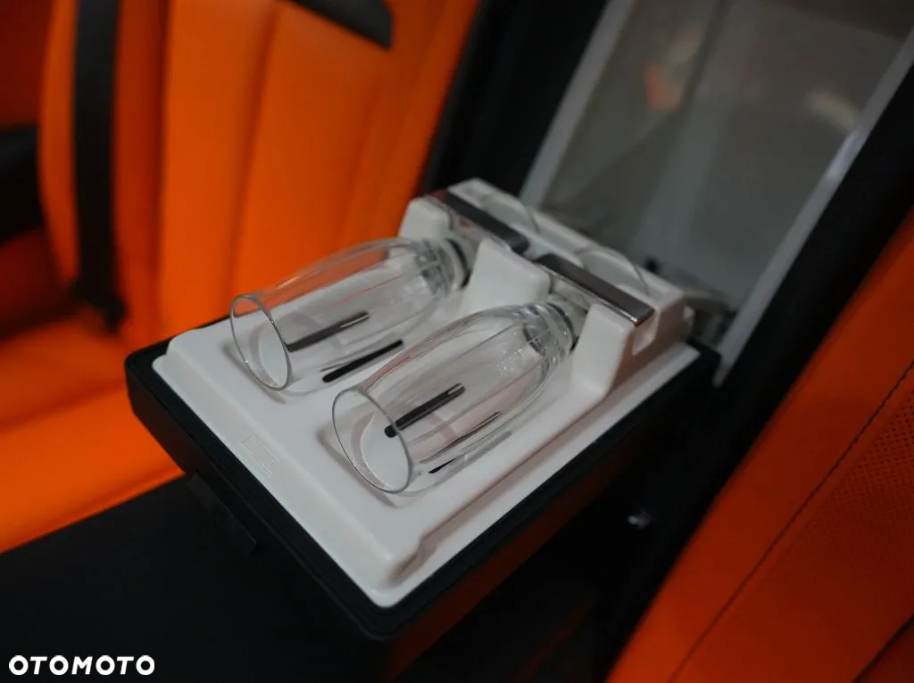Rolls-Royce Cullinan Black Badge - 10