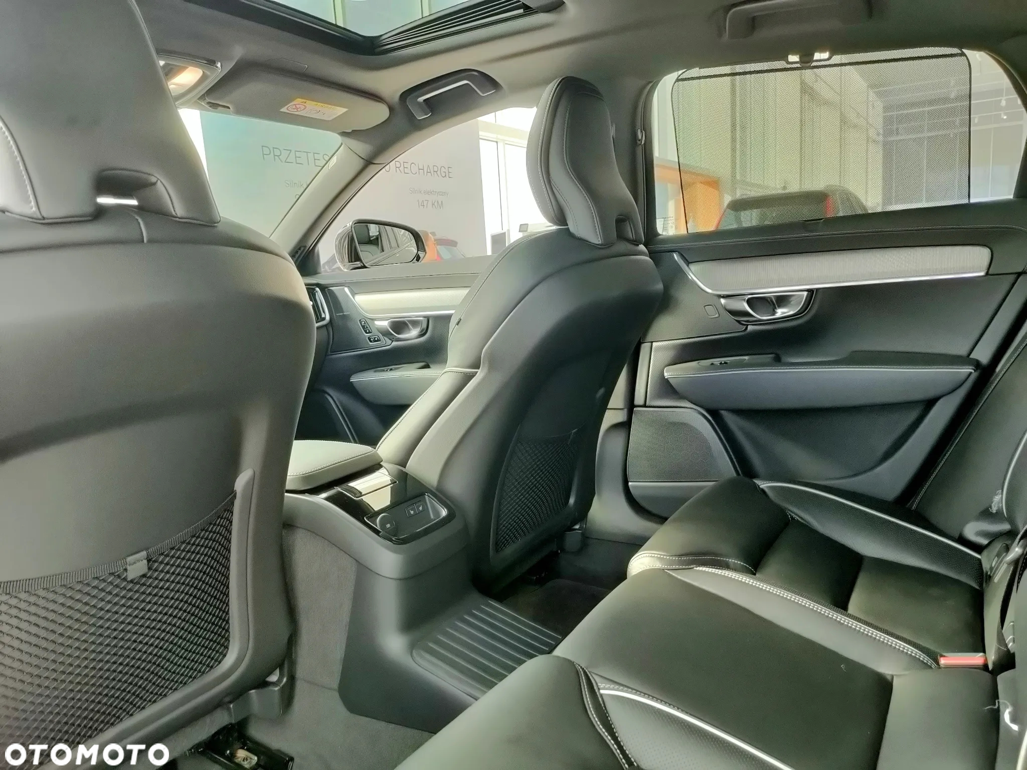 Volvo S90 T8 AWD Plug-In Hybrid Ultimate Dark - 9