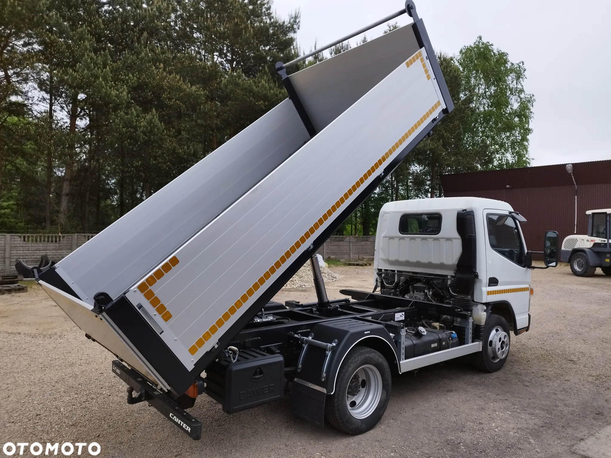 Mitsubishi Fuso Canter - 29