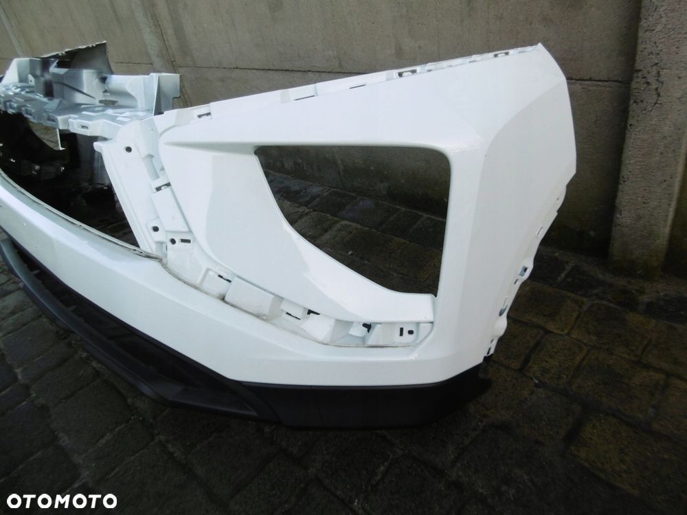 MITSUBISHI ECLIPSE CROSS LIFT 21r> - zderzak przedni - 2