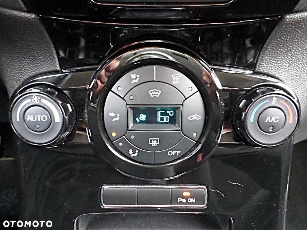 Ford Fiesta 1.25 Titanium EU5 - 11