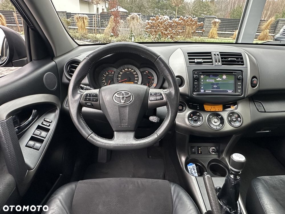 Toyota RAV4 2.0 VVT-i Premium - 21