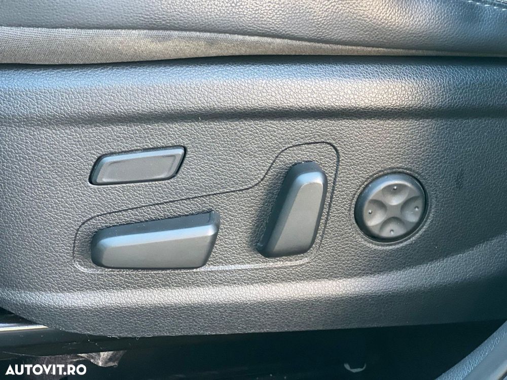 Hyundai Santa Fe Hybrid 1.6 l 230 CP 4WD 6AT Luxury - 15