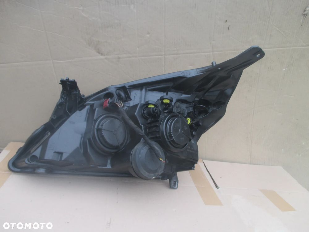 Lampa przód Vectra C Valeo Europa - 4