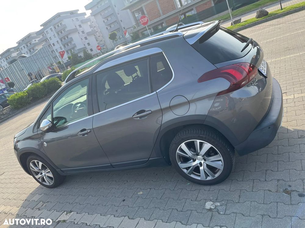 Peugeot 2008 - 4