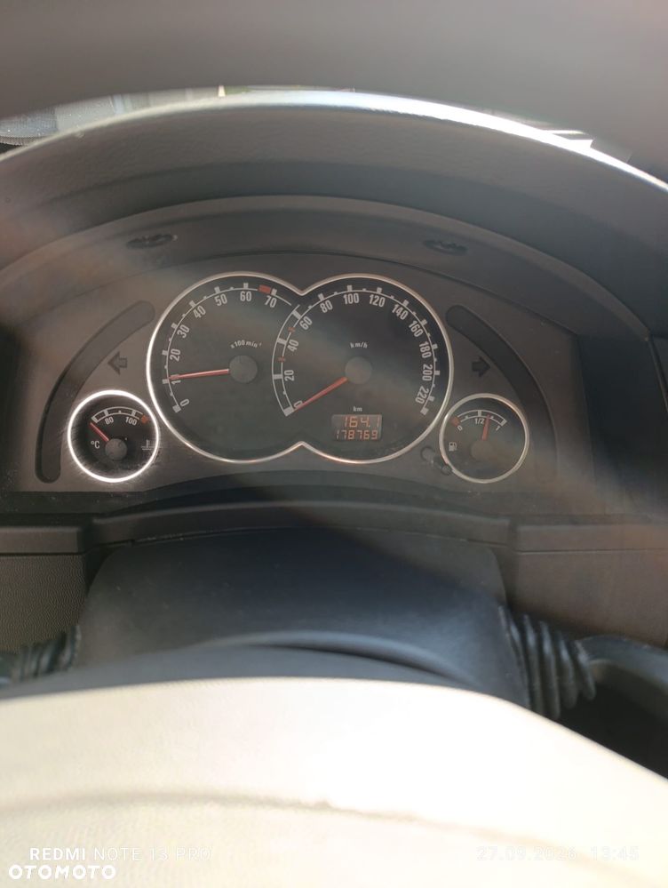 Opel Meriva - 27