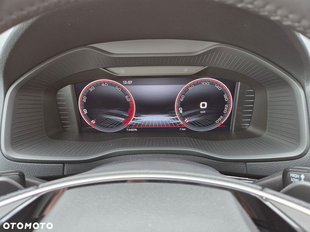 Skoda Karoq 1.5 TSI ACT Sportline DSG - 22