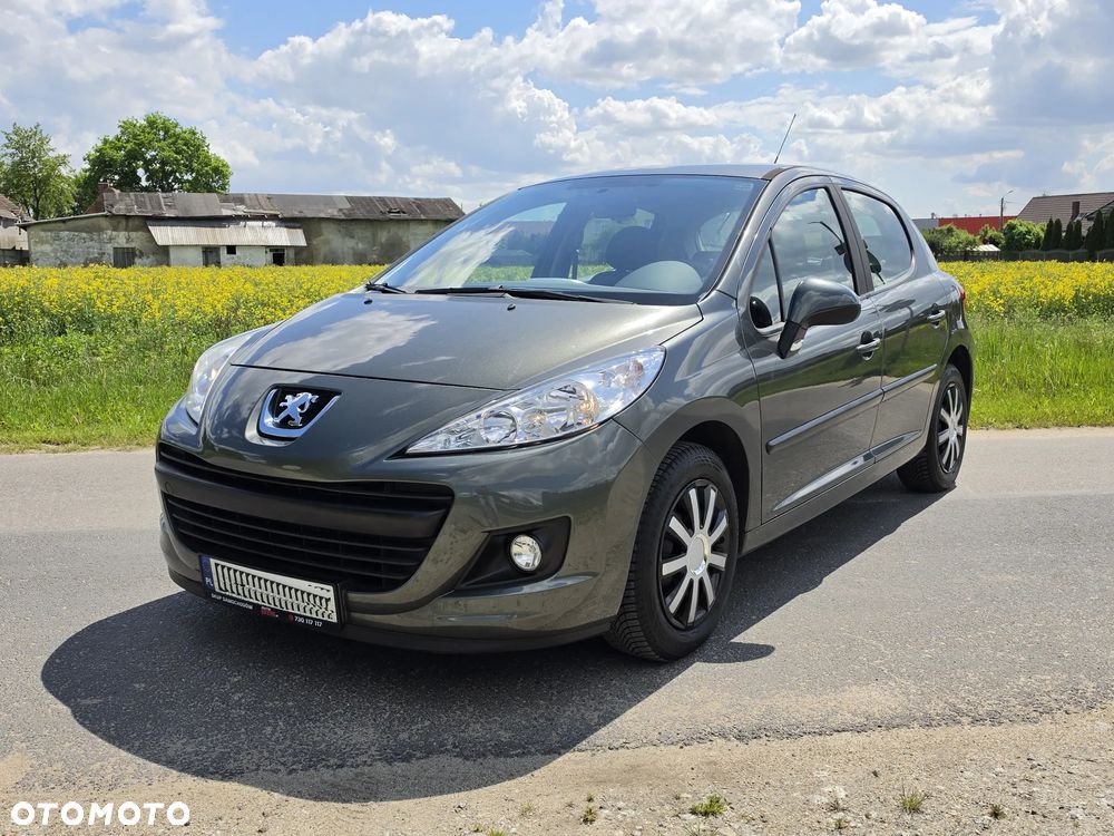 Peugeot 207 1.4 Trendy - 11