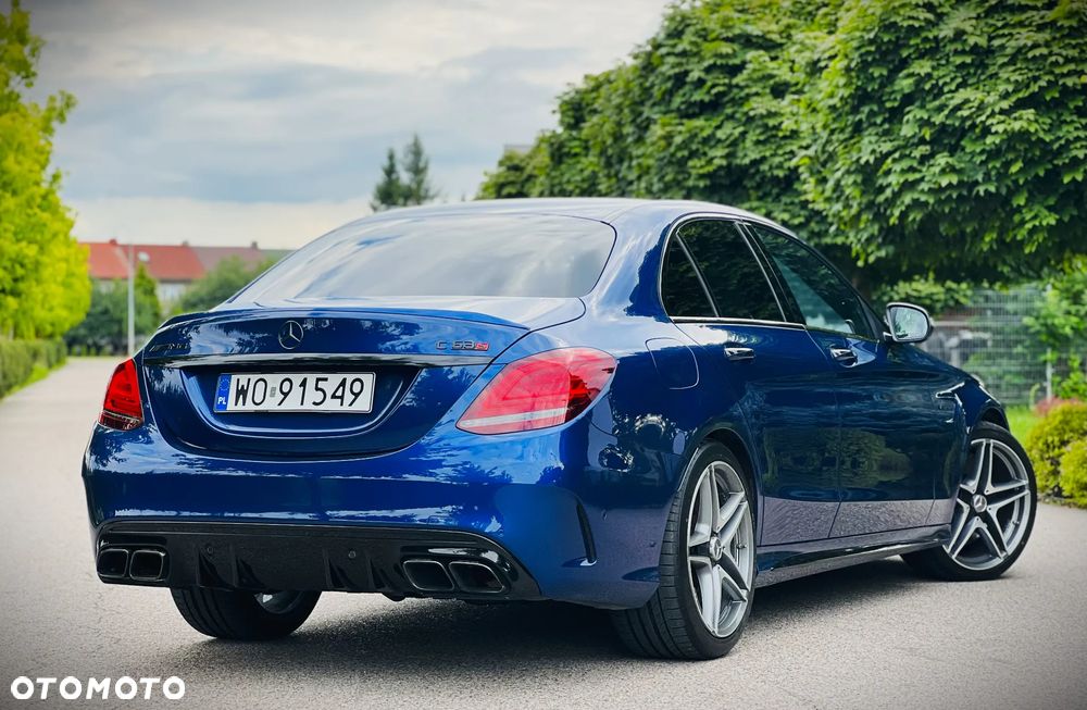 Mercedes-Benz Klasa C AMG 63 - 21