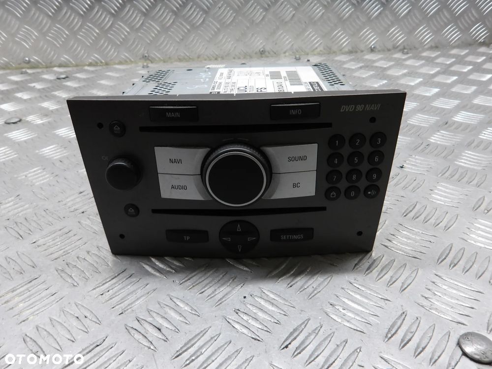 OPEL ZAFIRA B 1.6B RADIO CD 13163935 - 1