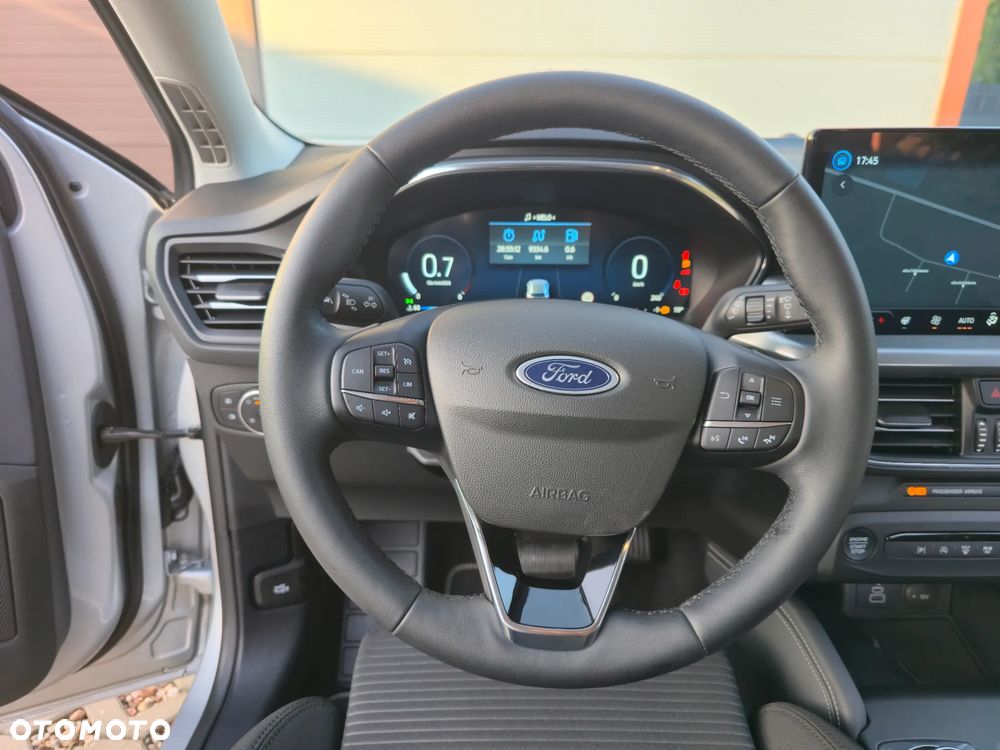 Ford Focus 1.5 EcoBlue Start-Stopp-System TITANIUM - 9