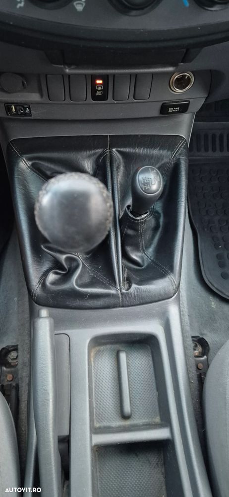 Toyota Hilux 4x4 Extra Cab DPF Comfort - 9