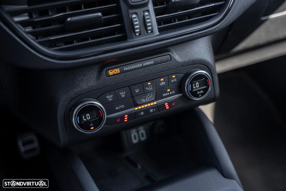 Ford Focus SW 1.5 TDCi EcoBlue ST-Line X Aut. — fotografia 15