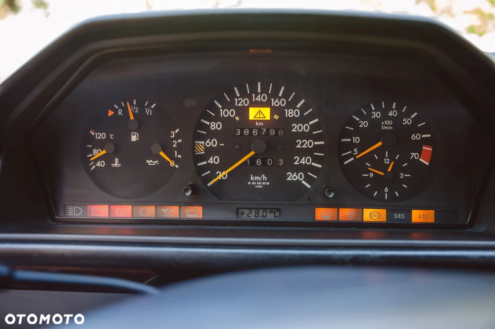 Mercedes-Benz Klasa E - 30