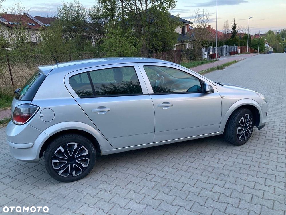 Opel Astra 1.6 - 2