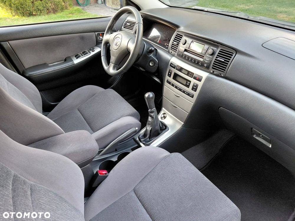Toyota Corolla 1.6 VVT-i Edition - 12