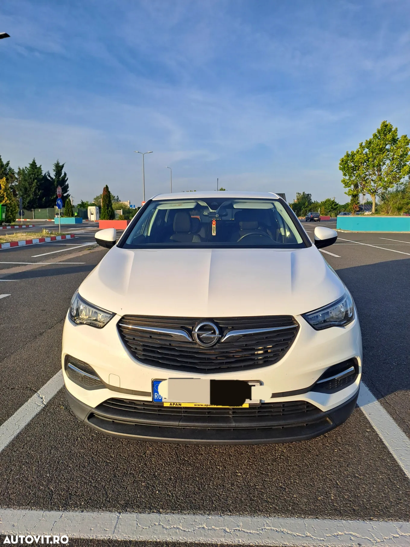 Opel Grandland X 1.2 Turbo START/STOP Aut. Enjoy - 4