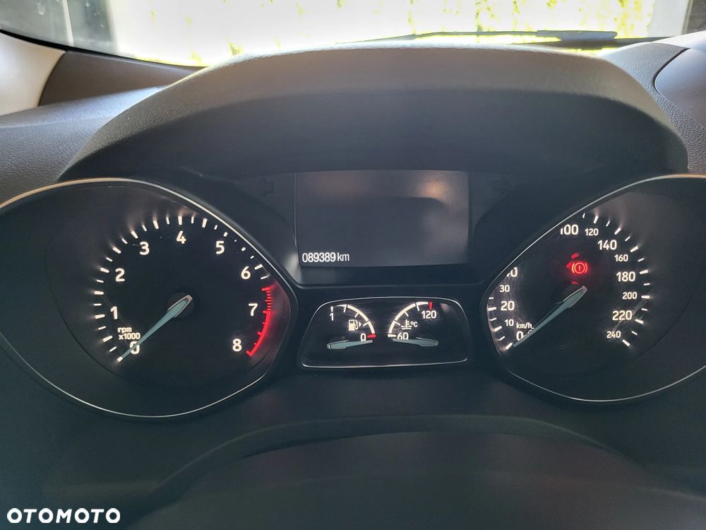 Ford Kuga 1.5 EcoBoost FWD Titanium ASS GPF - 9