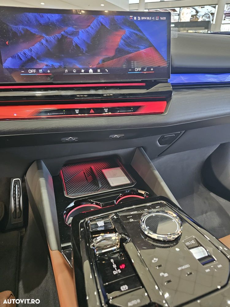 BMW Seria 5 550e xDrive AT PHEV - 9